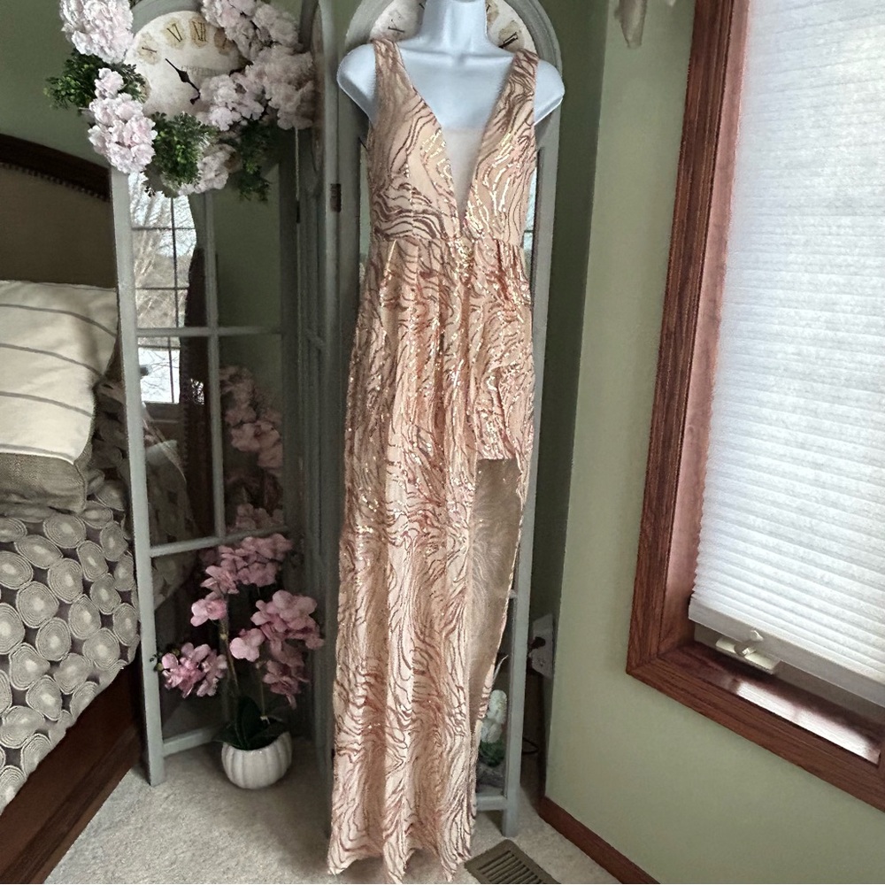 NWT Women’s MISS ORD Sequin Formal Prom Dress Mini with Maxi Overlay Size M